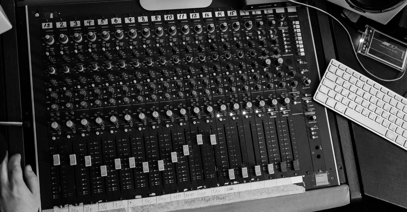 How Much Do Audio Engineers Make? Voice Over Tip